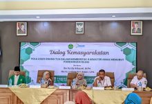 Photo of Mahasiswa KKN STAI Al-Hikmah 2 Brebes Gelar Dialog Kemasyarakatan Tentang Pola Asuh Islami pada Hari Rabu Tanggal 8 Januari 2025